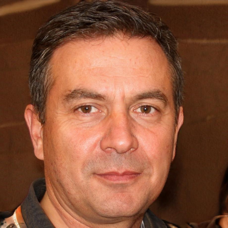 Ritratto di Marco Benedetti
