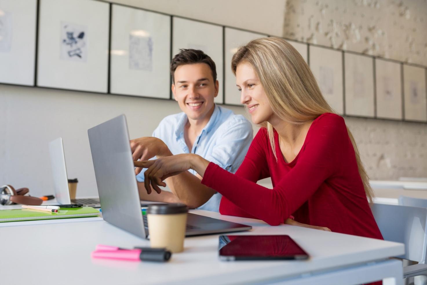 Documentazione e certificazioni professionali per servizi assicurativi